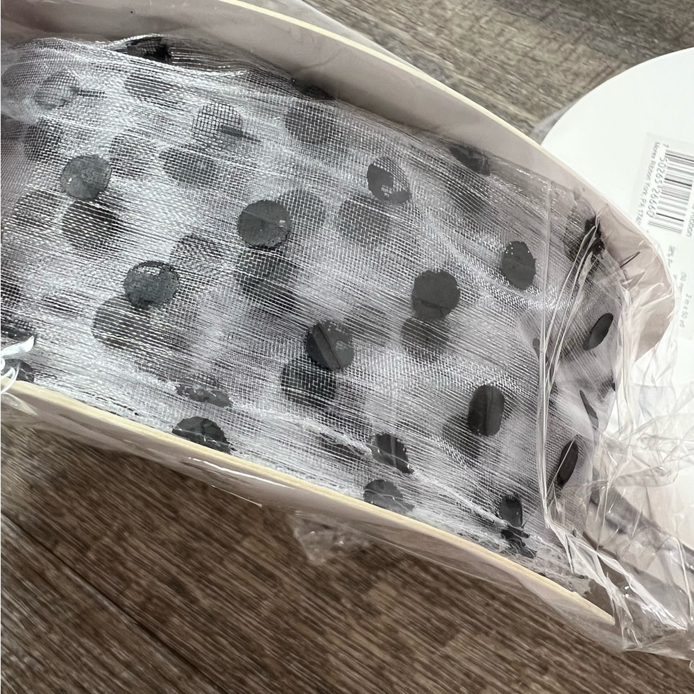 Brand New 100 yards sheer polka dot ribbon black and white Wedding Xmas 2” - Picture 4 of 6